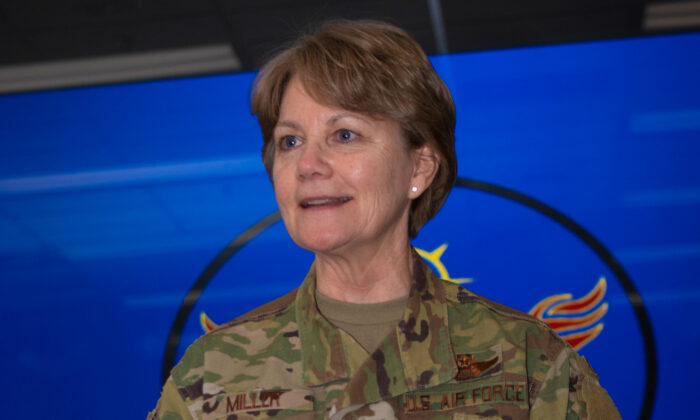 General Maryanne Miller. (Créditos: Sargento Mayor Katherine Novales / DVIDSHUB)