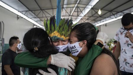 Muere por COVID-19 uno de los principales líderes indígenas de la Amazonía