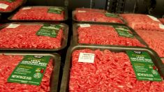 Retiran más de 40,000 libras de carne molida de res debido a preocupaciones por E. coli