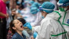 Cuestionan que Wuhan anuncia 300 casos positivos en millones de pruebas mientras muere otro médico