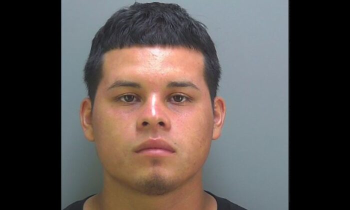 Eliceo Hernández, de 20 años, fue arrestado por la muerte del oficial Julian Keen Jr. durante el fin de semana (Cárcel del Condado de Hendry)