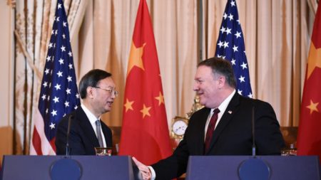 Pompeo se reunirá esta semana con una delegación china en Hawái