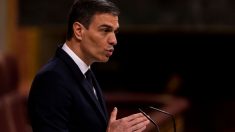 Asociación española denuncia a Pedro Sánchez por delitos de lesa humanidad debido a manejo de virus