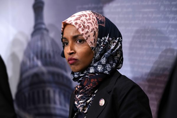 La representante Ilhan Omar (D-Minn.) en el Capitolio de Washington, el 10 de enero de 2019. (Alex Wong/Getty Images)