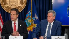 De Blasio pide a Cuomo que se disculpe por decir que la policía de Nueva York no hizo su trabajo