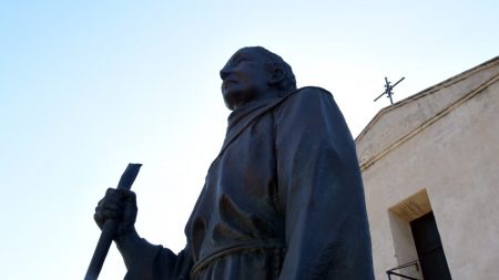 Vándalos derriban las estatuas de Francis Scott Key y Ulysses S. Grant en San Francisco