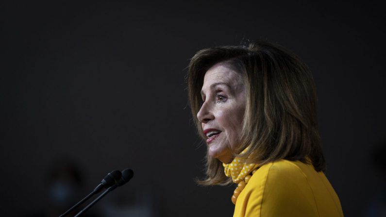 La presidenta de la Cámara de Representantes, Nancy Pelosi (D-Calif.), habla en Washington el 11 de junio de 2020. (Sarah Silbiger/Getty Images)