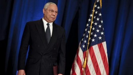 Trump critica a Powell después de que dijera que no apoyará la reelección del presidente