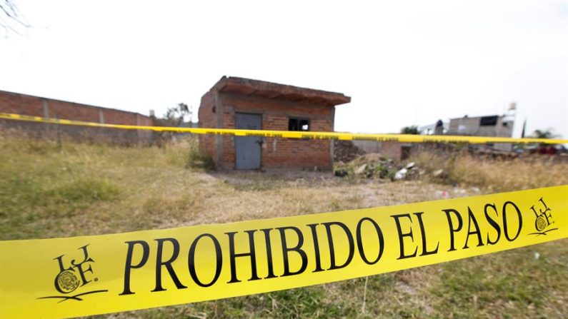 Vista este martes del predio donde fue hallada una fosa clandestina, en el municipio de Tlajomulco, estado de Jalisco (México). EFE/Francisco Guasco/Archivo
