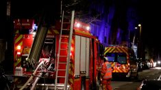 Rescate «heroico»: Multitud atrapa a 2 niños que saltan del incendio de un apartamento en Francia