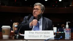 Fiscal General Barr rechaza afirmaciones de que el DOJ está politizado para ayudar a Trump