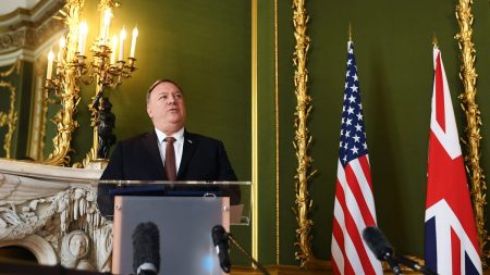 Pompeo exhorta a una coalición mundial para contrarrestar al régimen chino