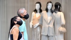 CEO de una cadena minorista dice estar dispuesto a perder clientes gracias a su política de máscaras