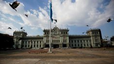 Muere funcionario guatemalteco en accidente dentro de Palacio Nacional