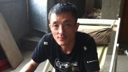 Periodista activista chino se opone a la tortura en prisión