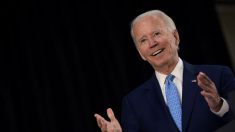 Biden promete revertir los recortes de impuestos de Trump si es elegido