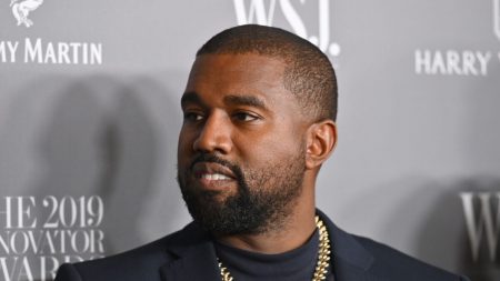 Kanye West dice que ha perdido USD 2000 millones al ser cancelado por comentarios controvertidos