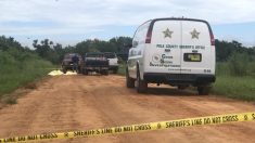 Policía ofrecen recompensa por datos sobre la masacre de mejores amigos en Florida Lake