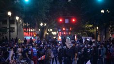 Líderes de la comunidad y la Asociación de Policía de Portland piden el fin de la violencia callejera