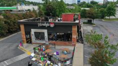 Fue demolido el Wendy’s de Atlanta donde Rayshard Brooks recibió un disparo mortal