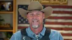Sheriff de Arizona entrena a una patrulla ciudadana para poder delegar en casos de emergencia