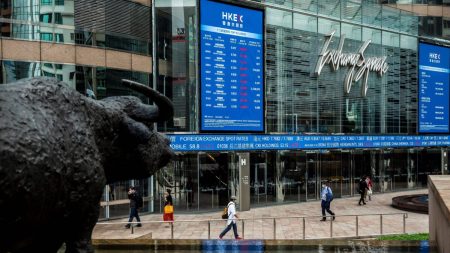 Bancos chinos se multiplican en Hong Kong mientras que los bancos extranjeros se reducen