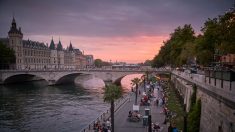 La mascarilla será obligatoria en ciertos lugares de París a partir del lunes