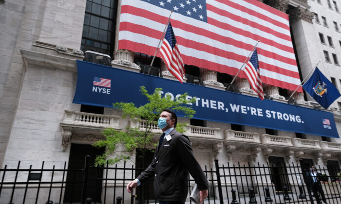 Bolsa de Valores de Nueva York, el 26 de mayo de 2020. (Spencer Platt/Getty Images)