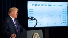 Con sólidas ventas minoristas, Trump promociona la recuperación en forma de V