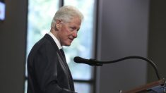 Clinton niega haber estado en la isla de Epstein tras publicación de documentos de supuesta víctima