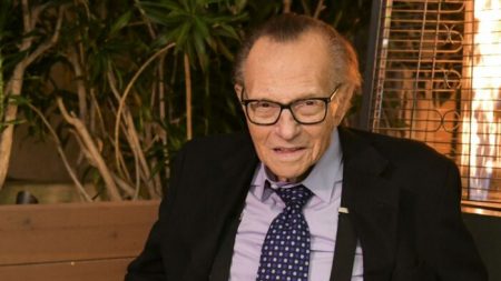 Certificado de defunción del veterano presentador de TV Larry King confirma que murió de sepsis