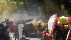 Manifestantes se enfrentan en el centro de Portland, no hubo arrestos