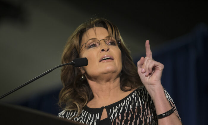La exgobernadora de Alaska, Sarah Palin, habla en la Universidad Estatal de Iowa en Ames, Iowa, el 19 de enero de 2016. (Aaron P. Bernstein/Getty Images)
