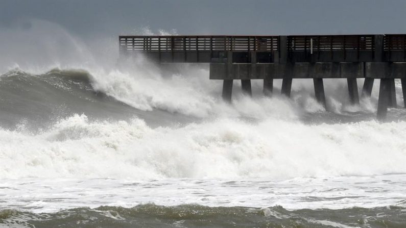 A las 7 am hora de Texas (8 am EST) el centro de Beta estaba localizado a 70 millas (110 km) al este-sureste de Port Oconnor y a unas 120 millas (190 km) al sur de Galveston, en Texas (EE.UU.). EFE/ Jim Rassol/Archivo