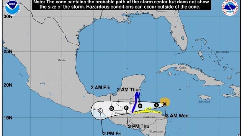 Gráfico cedido el 2 de septiembre de 2020 por el Centro Nacional de Huracanes (NHC) estadounidense donde se muestra el pronóstico de tres días de la tormenta tropical Nana en su paso por Centroamérica. EFE/NHC