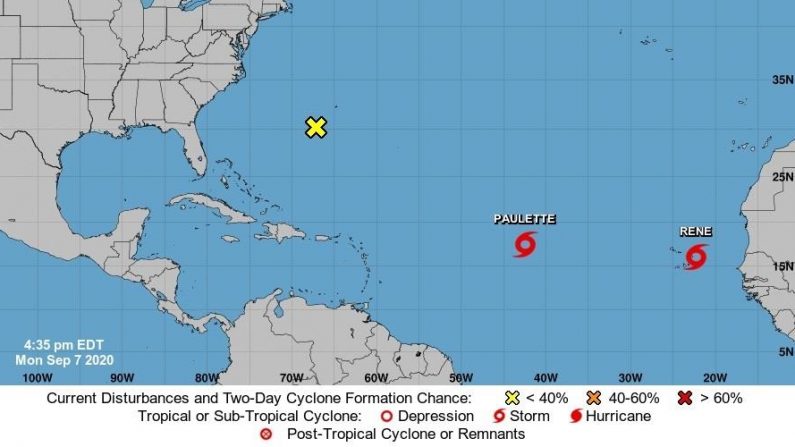 Imagen cedida por el Centro Nacional de Huracanes (NHC) donde se muestra la localización de las tormentas tropicales Paulette y Rene formadas con más antelación respecto al final de la temporada (30 de noviembre) desde que se lleva registro. EFE/ NHC