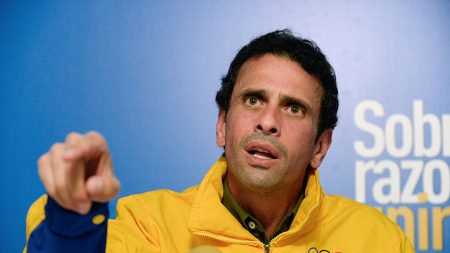 Capriles lanza su candidatura para primarias presidenciales en Venezuela