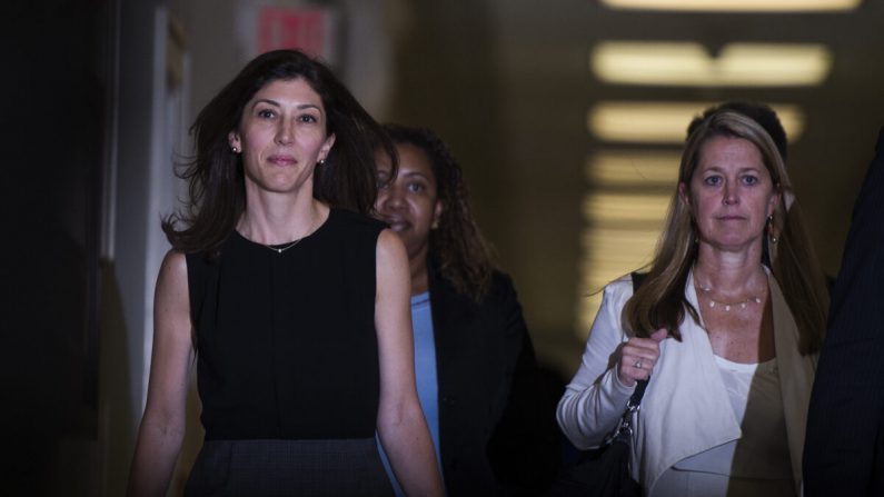 Lisa Page, exasesora legal del exdirector del FBI Andrew McCabe, llega al Capitolio en Washington el 13 de julio de 2018. (Andrew Caballero-Reynolds/AFP a través de Getty Images)