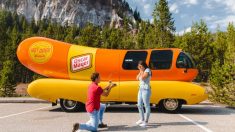 Alquilan el Wienermóvil de Oscar Mayer para hacer propuestas de matrimonio