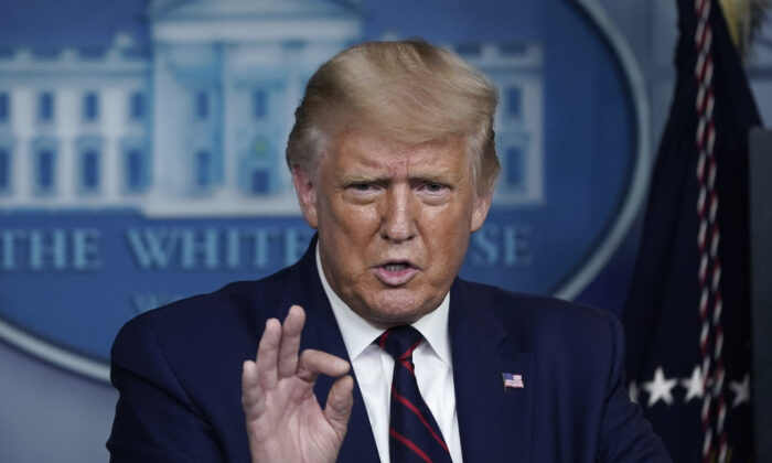El presidente de Estados Unidos, Donald Trump, en una conferencia de prensa en la Casa Blanca, en Washington, el 4 de septiembre de 2020. (Drew Angerer/Getty Images)