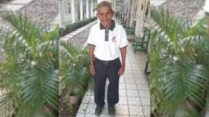 Abuelito campesino de 80 años se gradúa de la preparatoria en México