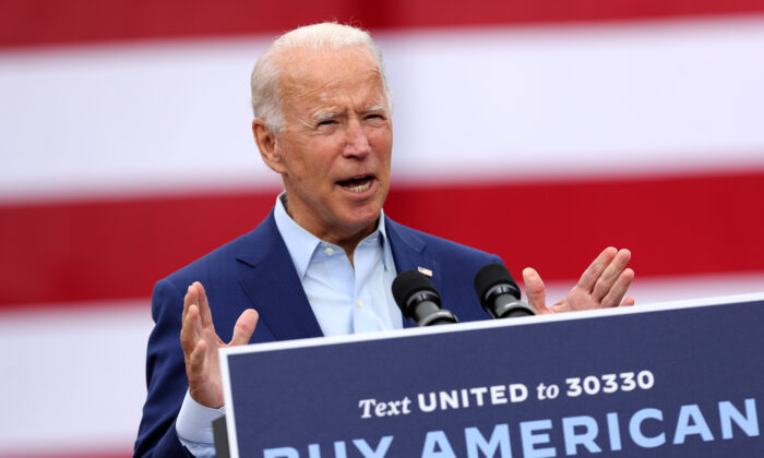El candidato presidencial demócrata y exvicepresidente Joe Biden pronuncia un discurso en Warren, Michigan, el 9 de septiembre de 2020. (Chip Somodevilla/Getty Images)
