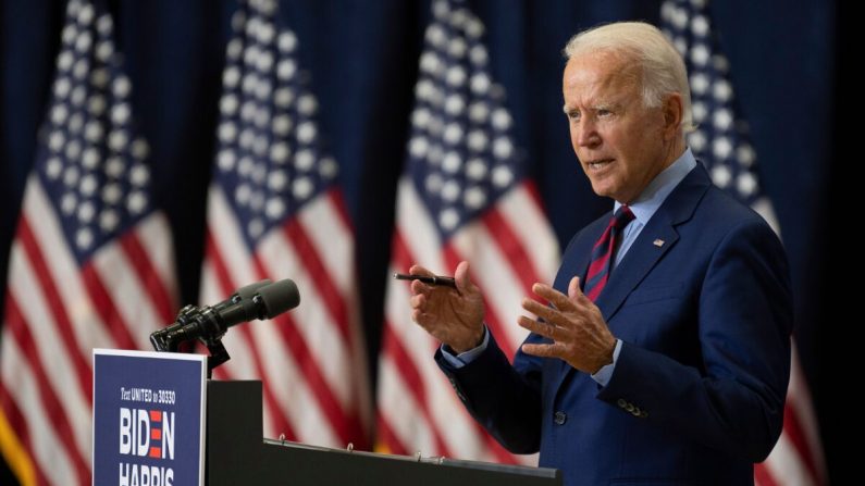 El candidato presidencial demócrata Joe Biden habla sobre el estado de la economía estadounidense el 4 de septiembre de 2020, en Wilmington, Del. (Jim Watson/AFP vía Getty Images)
