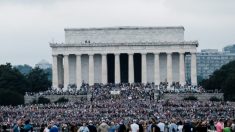 Miles de personas marchan en Washington para rezar y mostrar apoyo a Trump