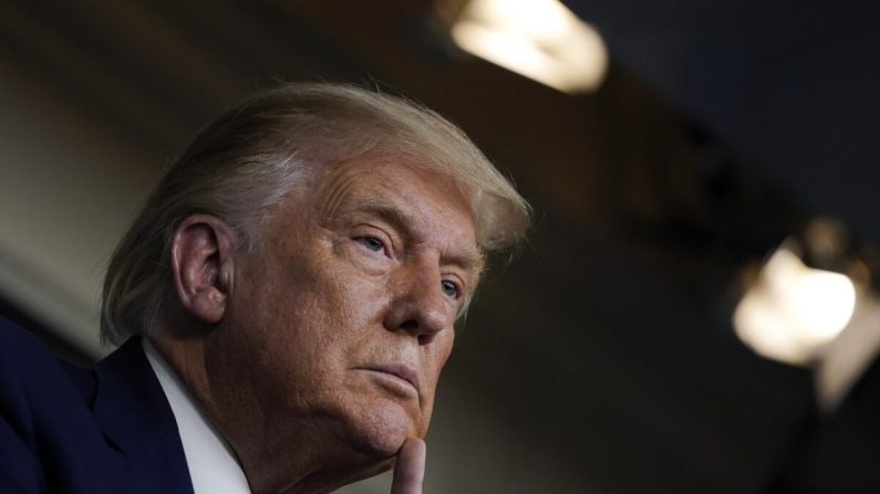 El presidente Donald Trump durante una conferencia de prensa en la Casa Blanca, en Washington, el 4 de septiembre de 2020. (Drew Angerer/Getty Images)