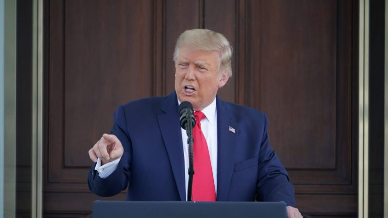 El presidente Donald Trump durante una conferencia de prensa del Día del Trabajo en el Pórtico Norte de la Casa Blanca en Washington el 7 de septiembre de 2020. (Mandel Ngan/AFP a través de Getty Images)