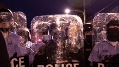 Trump pide “ley y orden” mientras Filadelfia enfrenta disturbios por balacera mortal de la policía