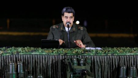 EE. UU. amenaza a Maduro con destruir posible envío de misiles iraníes