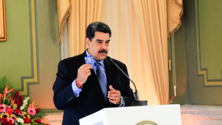 Maduro le dice a Pedro Sánchez: «Siempre cometes errores con Venezuela»