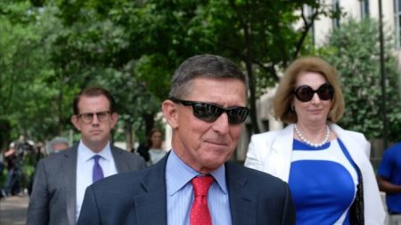 La abogada de Flynn crítica al juez y pide formalmente su descalificación